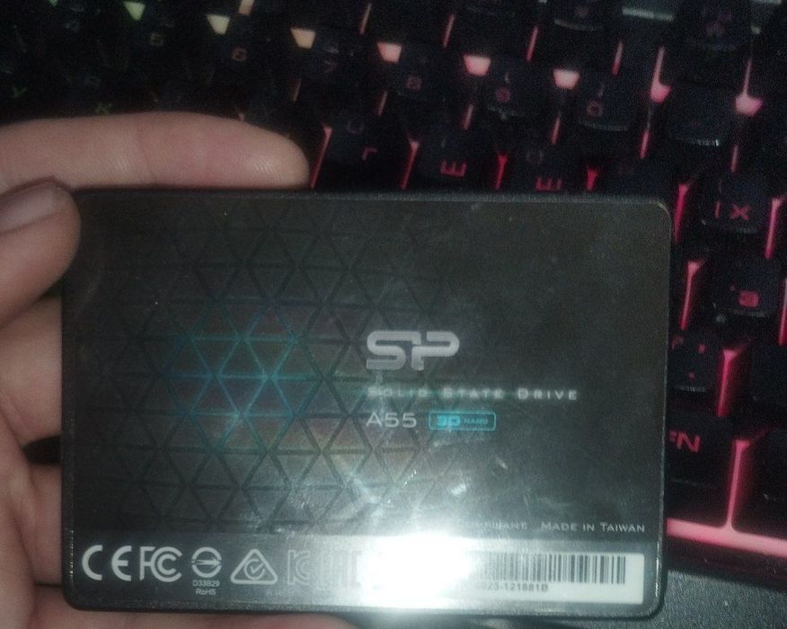Продам ssd 128 в отличном состоянии