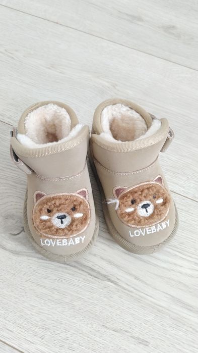 Осенний и зимний обувь
