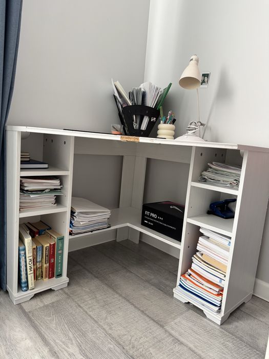 Продается письменный стол, б/у