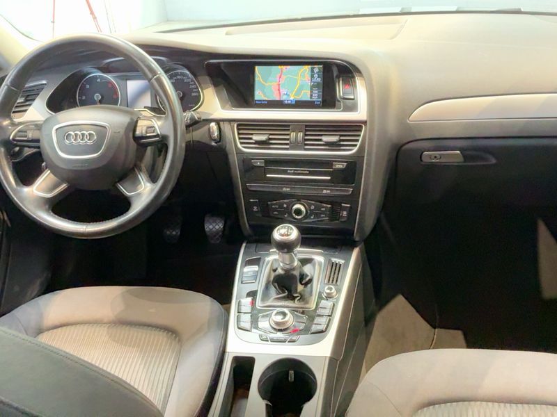 Audi A4 2.0 TDI ultra Attraction 2014