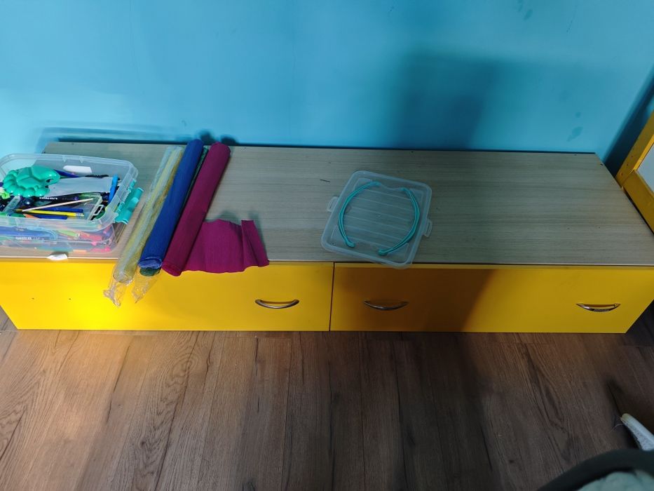 Продам кровать домик в хорошем состоянии