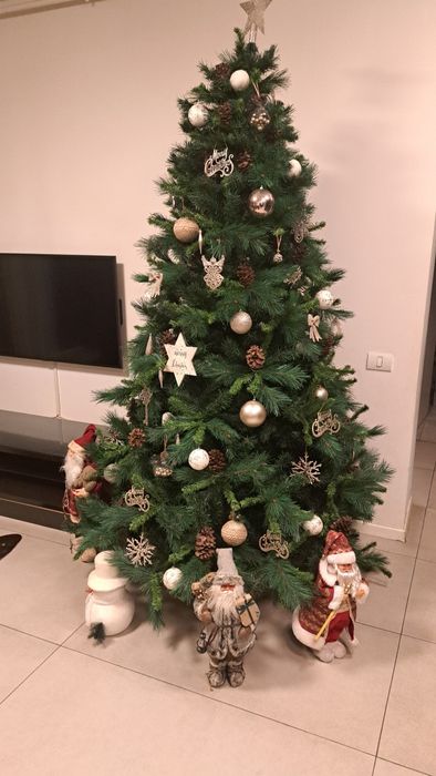 Brad artificial 230cm cu toate accesoriile