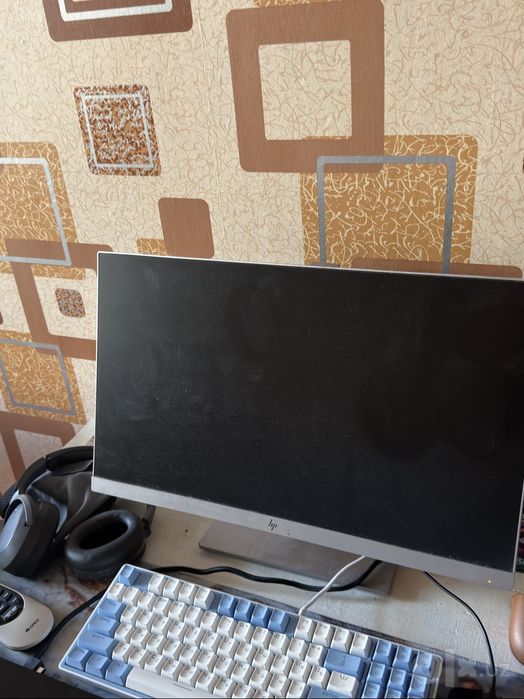 Монитор HP экран 21 дюйм