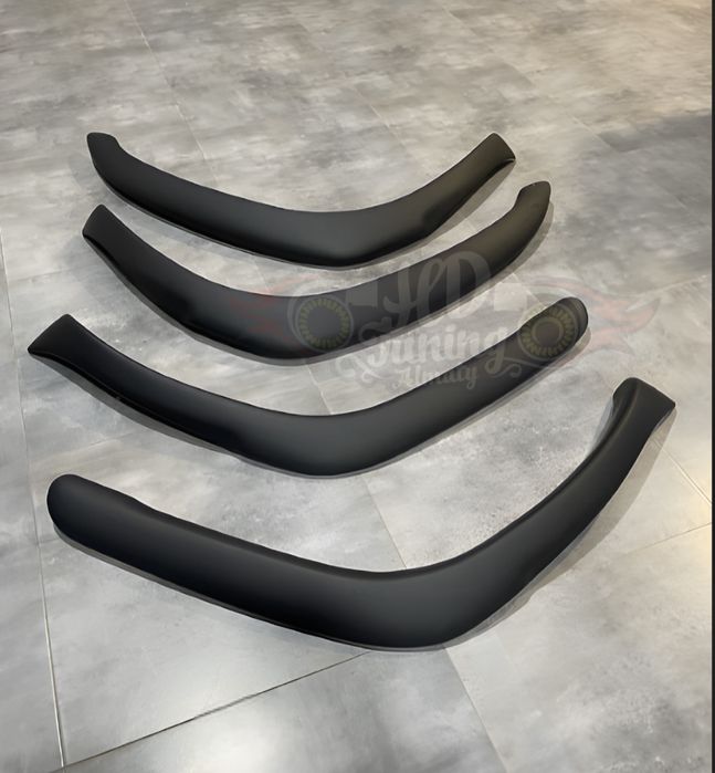 Фендера V1 на крылья Toyota Rav4