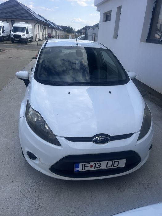 FORD Fiesta 2010 — imagine 2