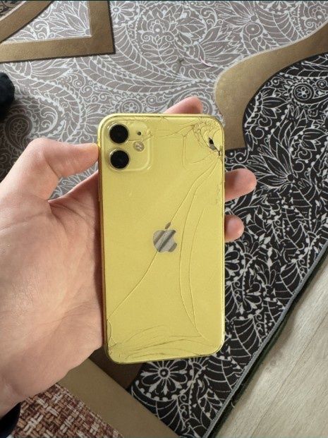 Продам Айфон 11 128gb 100%