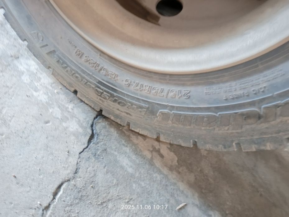 Продам шины грузовые