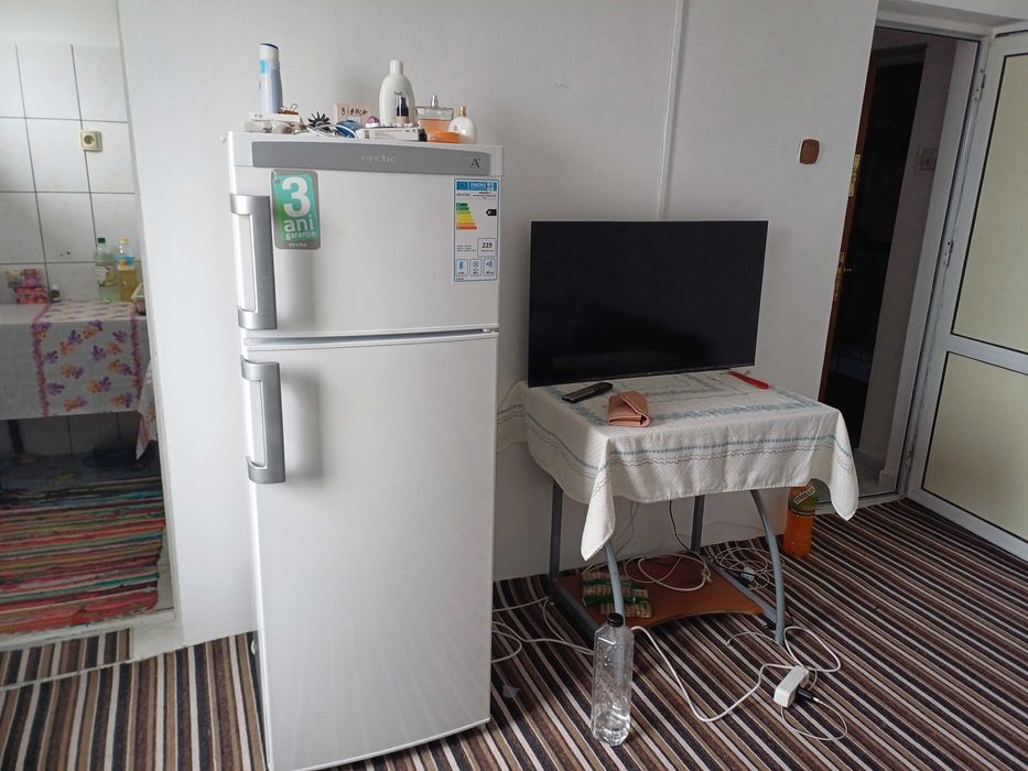 Vand apartament 2 camere