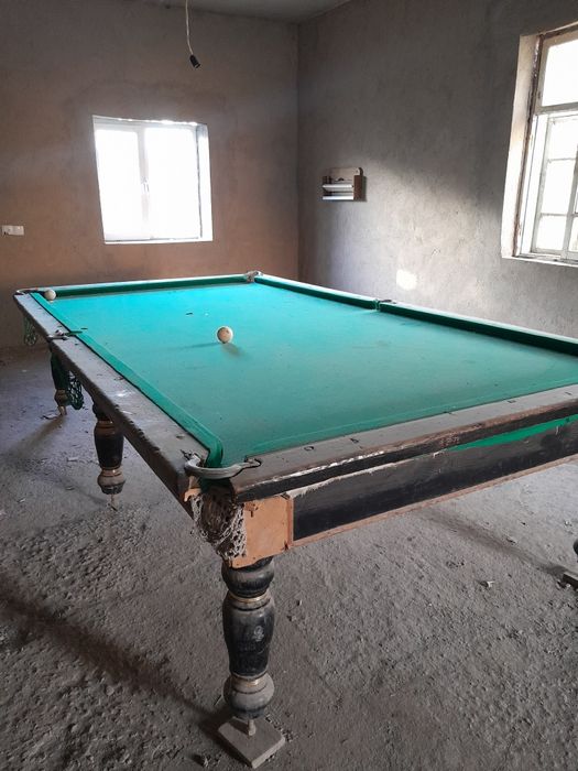 Blyard stoli sotiladi