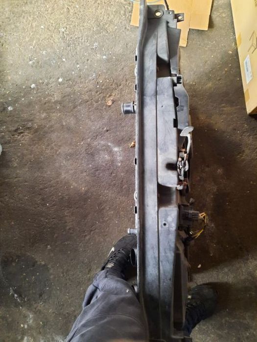 trager panou central peugeot 308 1.6hdi peugeot 307 citroen c4
