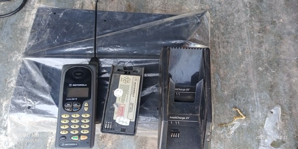 Продам Керпичь Мотаролла