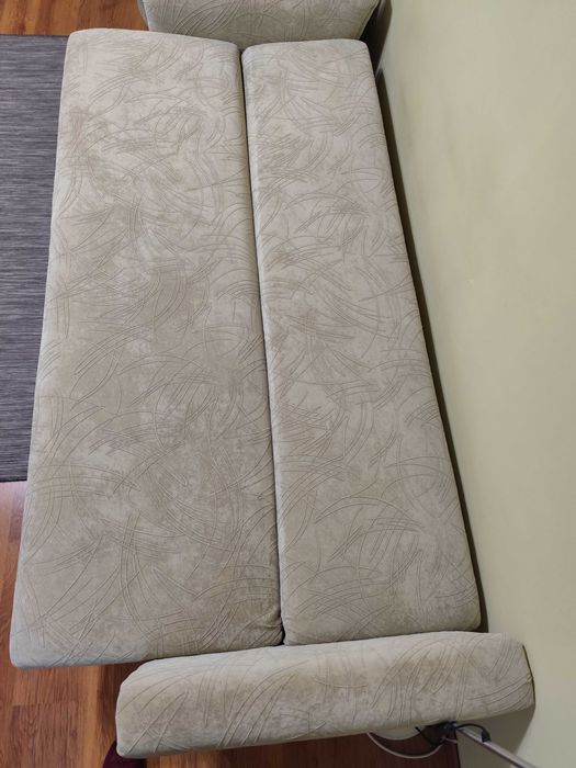 Диван,с фунция за спане и два фотьойла