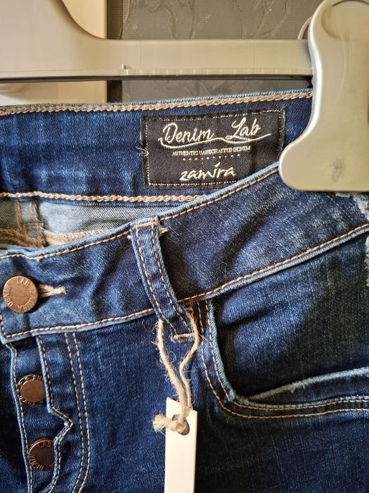 Blugii originali fete noi