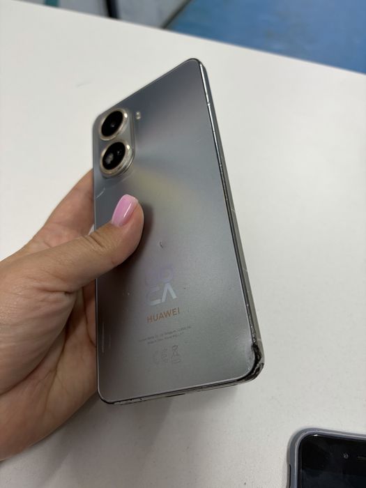 Продам HUAWEI nova 10SE
