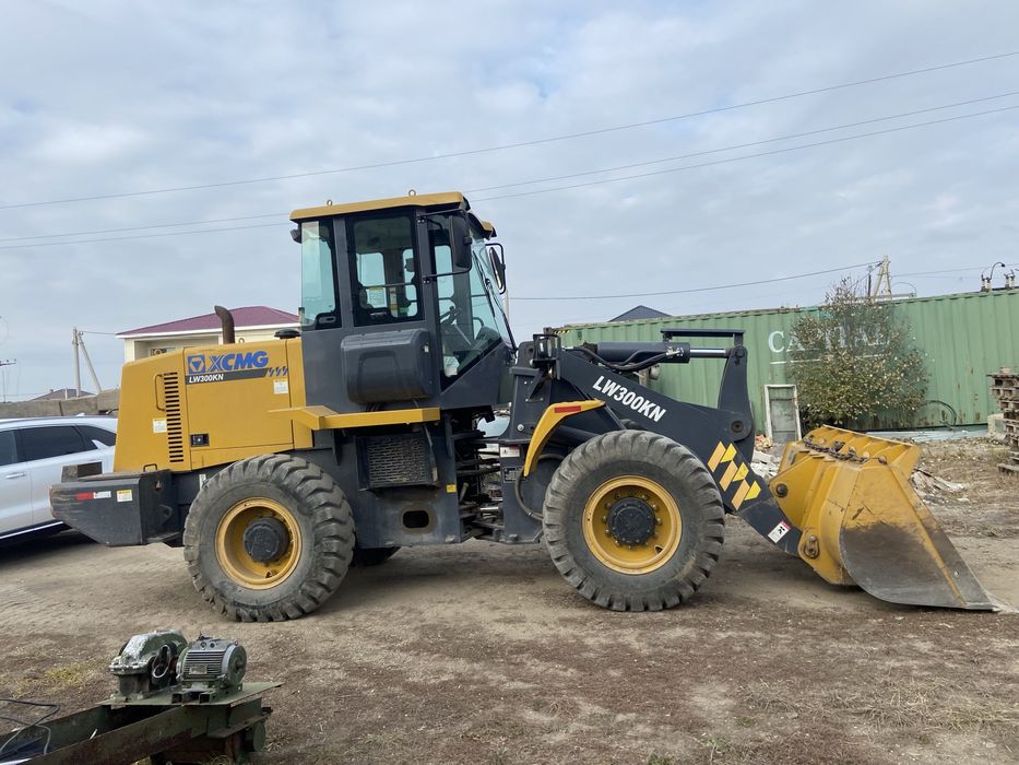 Услуги фронтального погрузчика 24/7