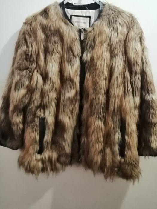 Vind haina de blana imitație