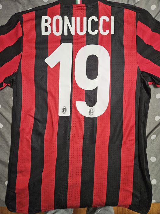 Tricouri originale,manusi portar,ghiozdan