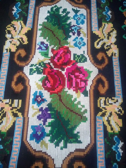 Carpete de perete, covor iuta si cerga de lànà f vechi lucrate manual