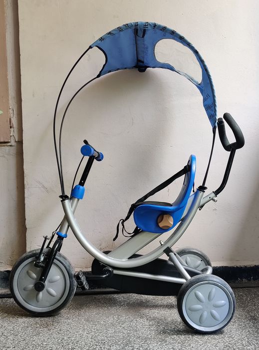 Триколка с Педали за деца от 2 до 4 г. + Чадър и Спирачка ITALTRIKE