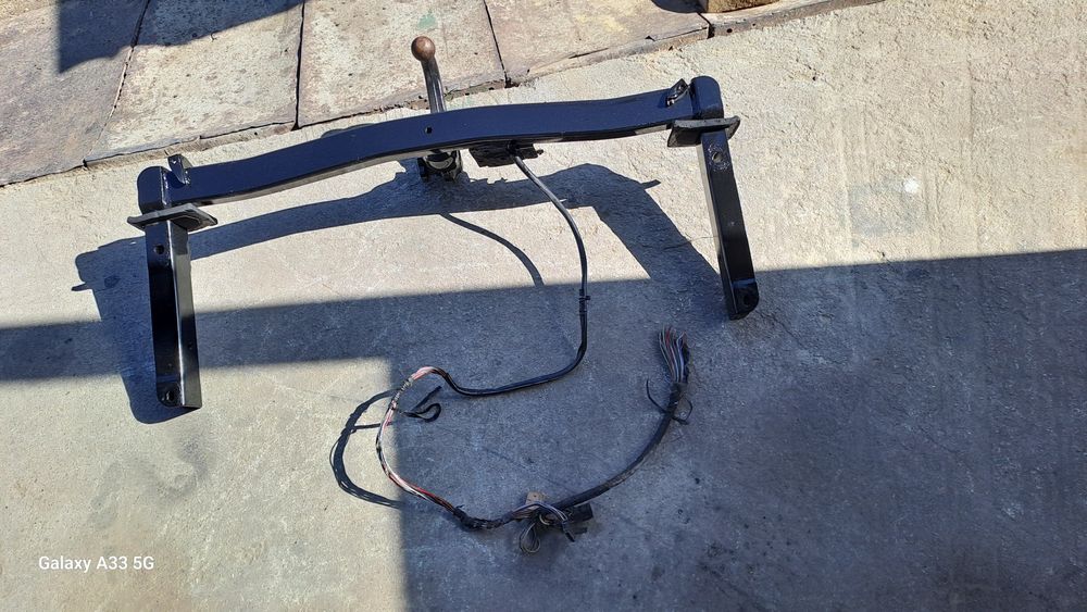 Теглич Оригинален за Ауди А6 Ц5/ Audi A6  [ C5] комби