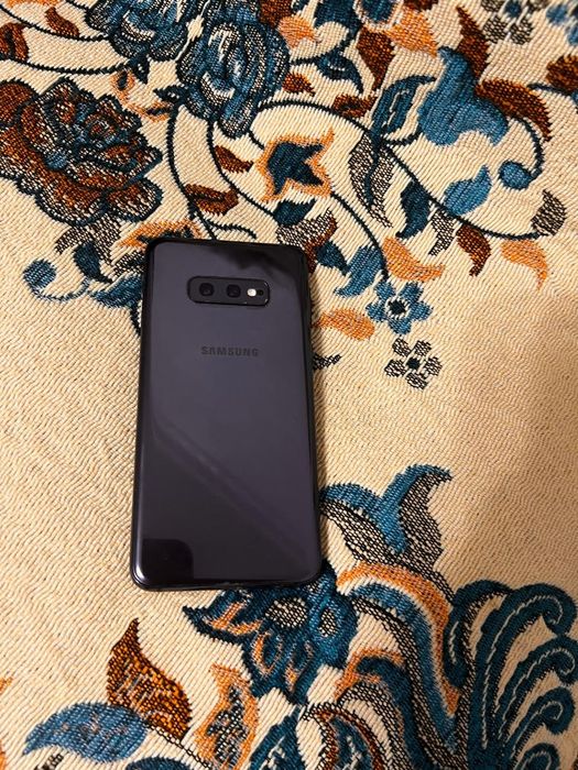 Samsung galaxy s10e