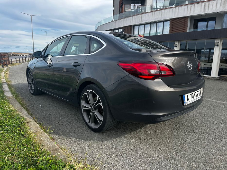 Opel Astra J 1.6 diesel
