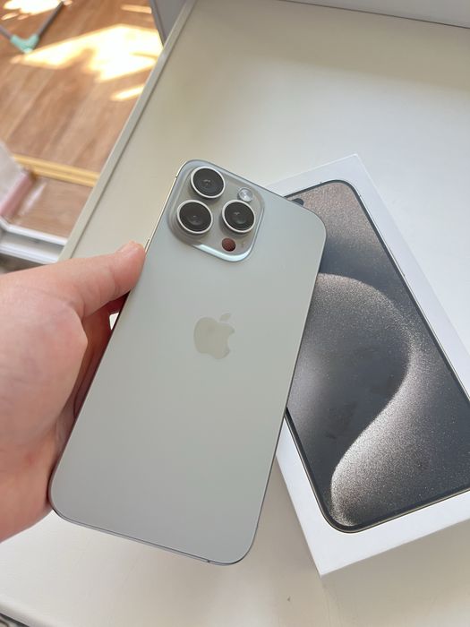 Iphone 15 pro max 256гб 83%
