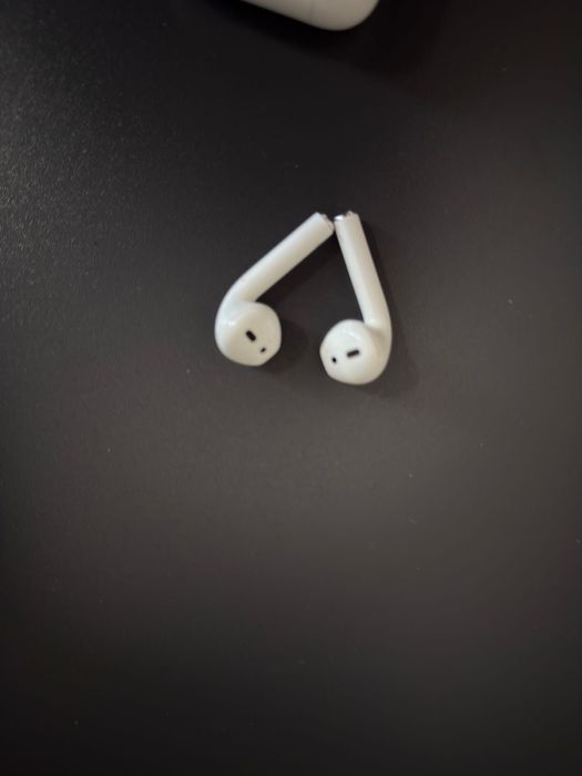 airpods 2 продам