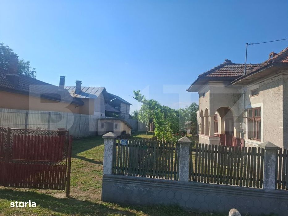 Casa individuala, 100 mp, teren 5000 mp, zona Mogosani