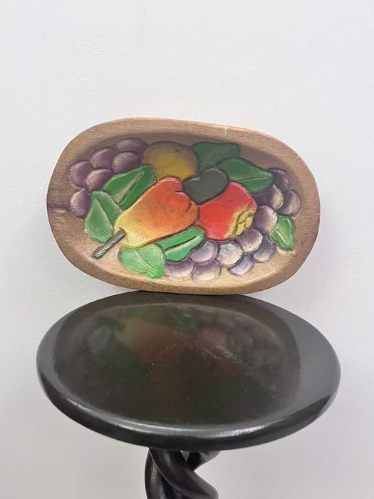 Fructiera , centru de masa bibelou vechi din lemn bibelouri ieftin