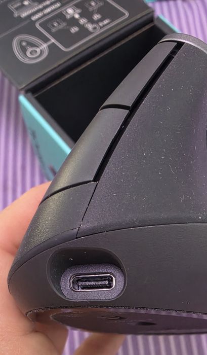 Безжична мишка Logitech MX Vertical