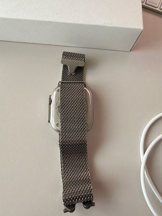 Apple Watch Ultra 3 49mm Titan Natural