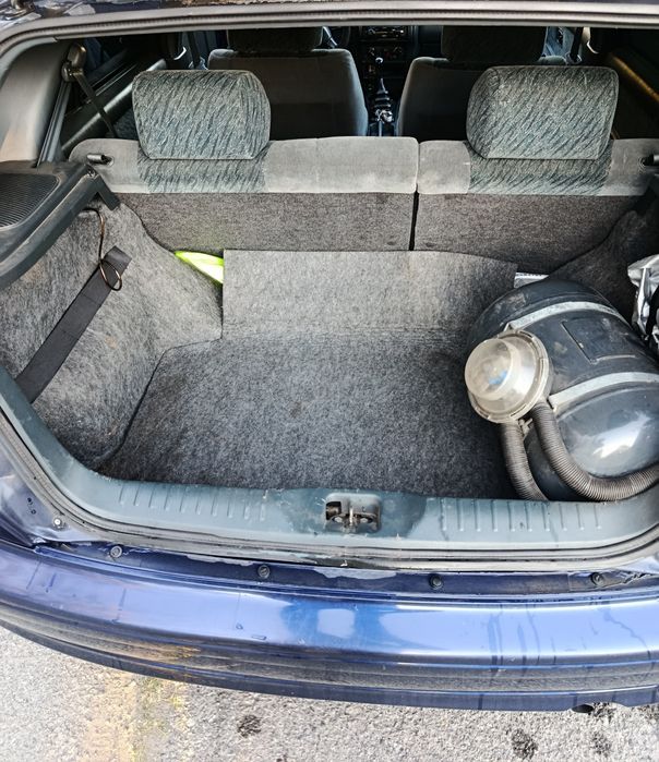 Nissan Almera 1.4 бензин/газ