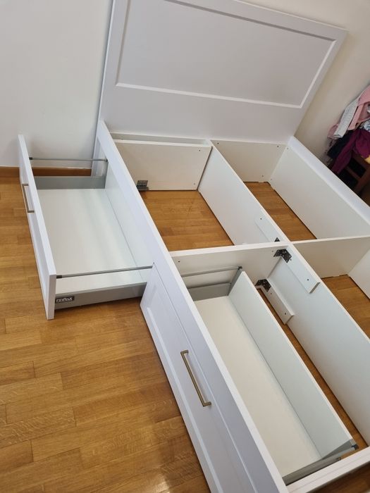 Продаётся кровать 2х местная