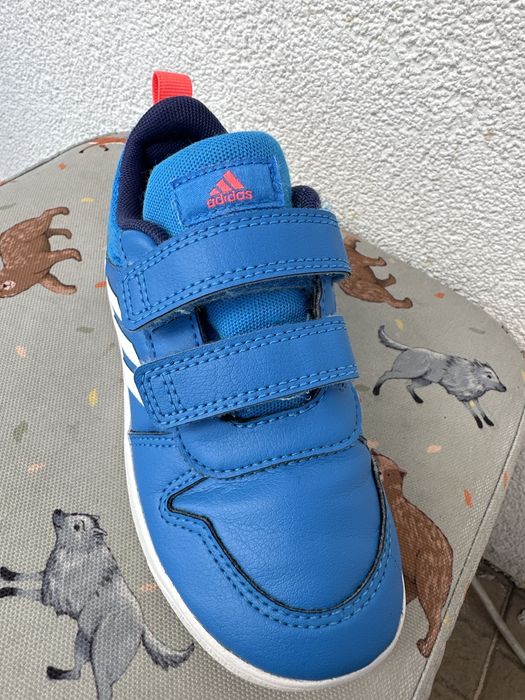 Маратонки Adidas