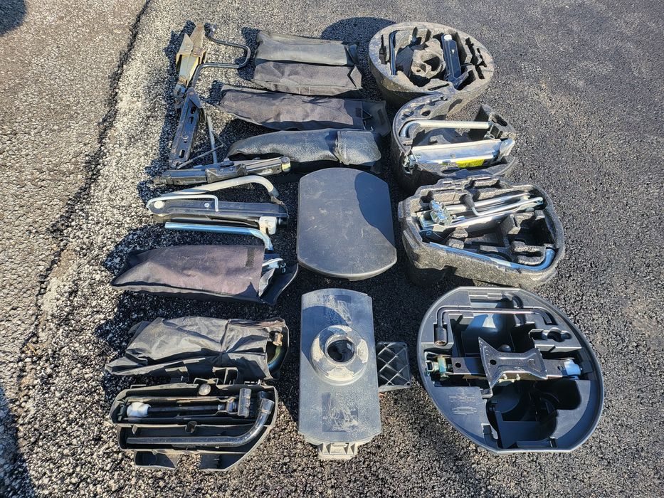 Крик и ключ за гуми