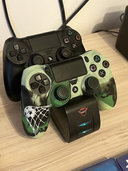 Playstation 4  500 г + 7 игри