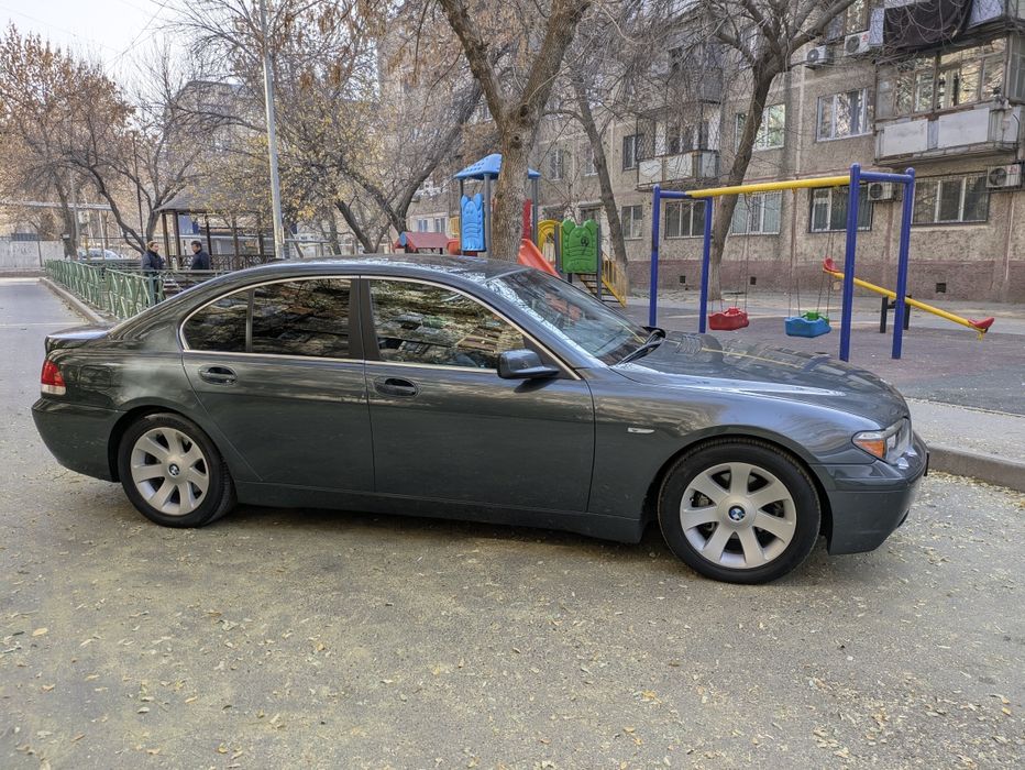 BMW 735i E65 дорестайлинг