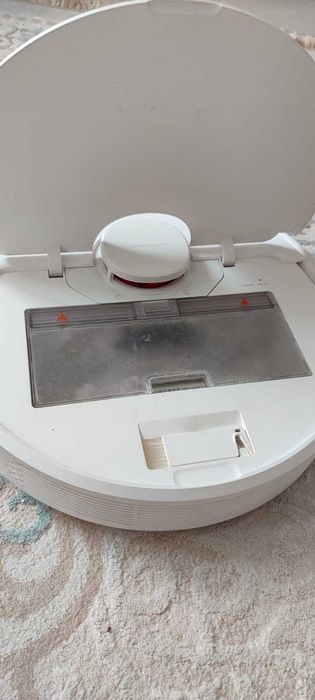 Пылесос      робот