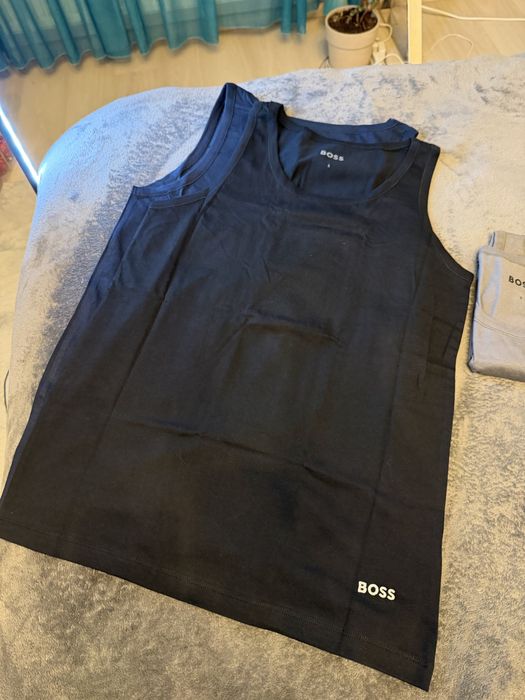 Boss set 3 maiouri gri-bleumarin-negru marimea S noi originale