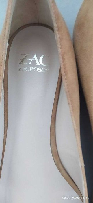 Продаю новые замшевые женские туфли-балетки 39,5 размера