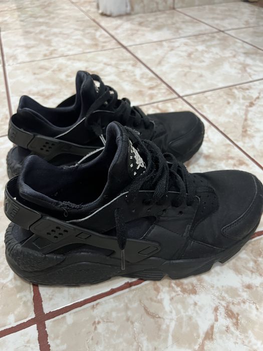Adidasi nike huarache 42.5