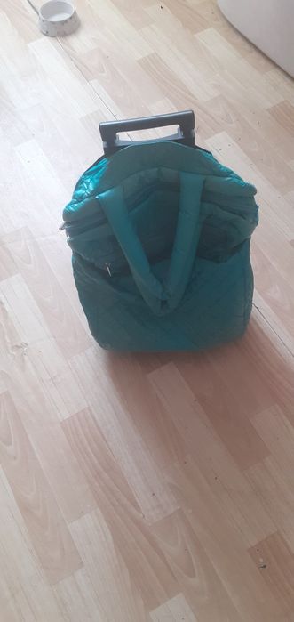 Продам  коляску сумку за 3000