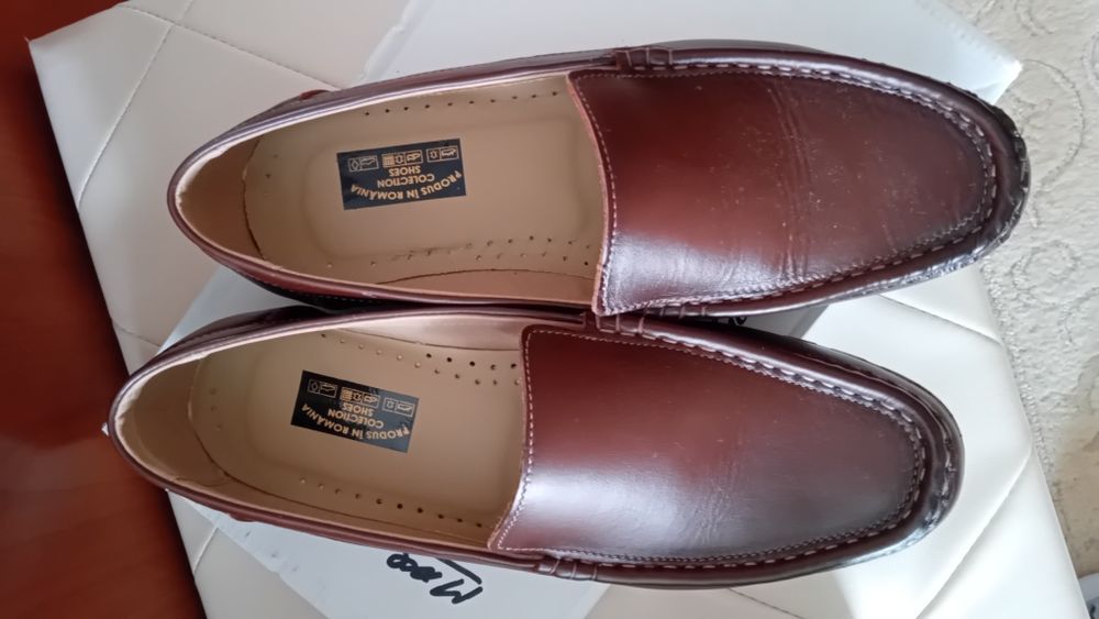 Mocasini din piele naturală noi