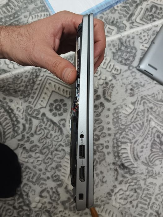 Dell Latitude 5440 core i5 1350P