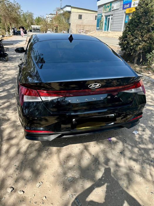 Avto Hunday Elantra