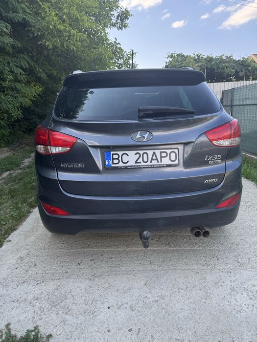 HYUNDAI ix35 2011 — imagine 3