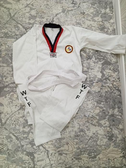 Продаётся форма для Таэквондо