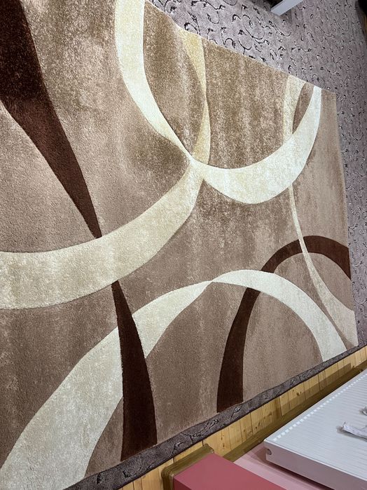 Килим като нов ( крайна цена)