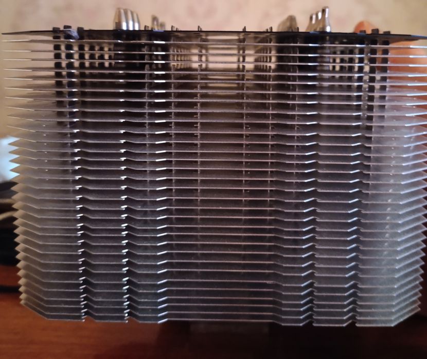 Продаётся кулер для процессора